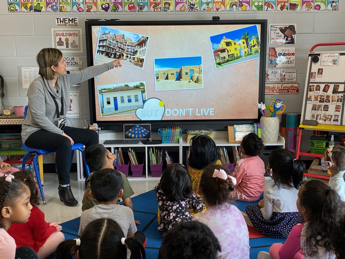 MrsCabreraLP's tweet image. We started SELebrating early with a Fun with Friends activity! So much fun getting back together with @NJteacher and @Mrs__Chen after two years. We sang and moved to songs, acted out a favorite story &amp;amp; learned about homes! @NBTECC  #SELDay #BuildingsStudy