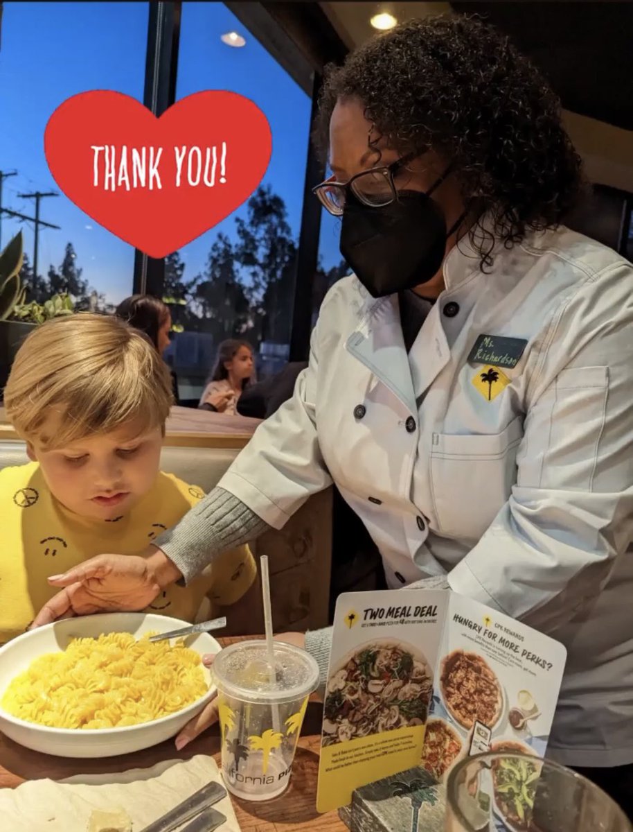 DriveCharter's tweet photo. What a fun night at CPK supporting our PTA dine out event!#rdcs #weareriverside #LDNESchools https://t.co/kEpKXv2KGP