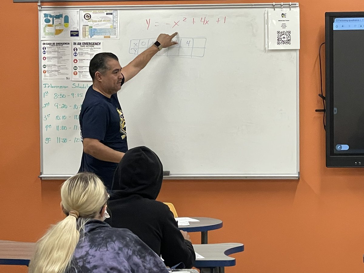 dem915boys's tweet photo. Lots of teaching and learning going on at El Paso’s Finest. Thank you to our teachers, staff and students who attended our intercession opportunity. Enjoy your Spring Break Trooper’s!💙💛 #TheDistrict #TrooperNation #SpringBreakHereICome https://t.co/tM0RnRNMGs