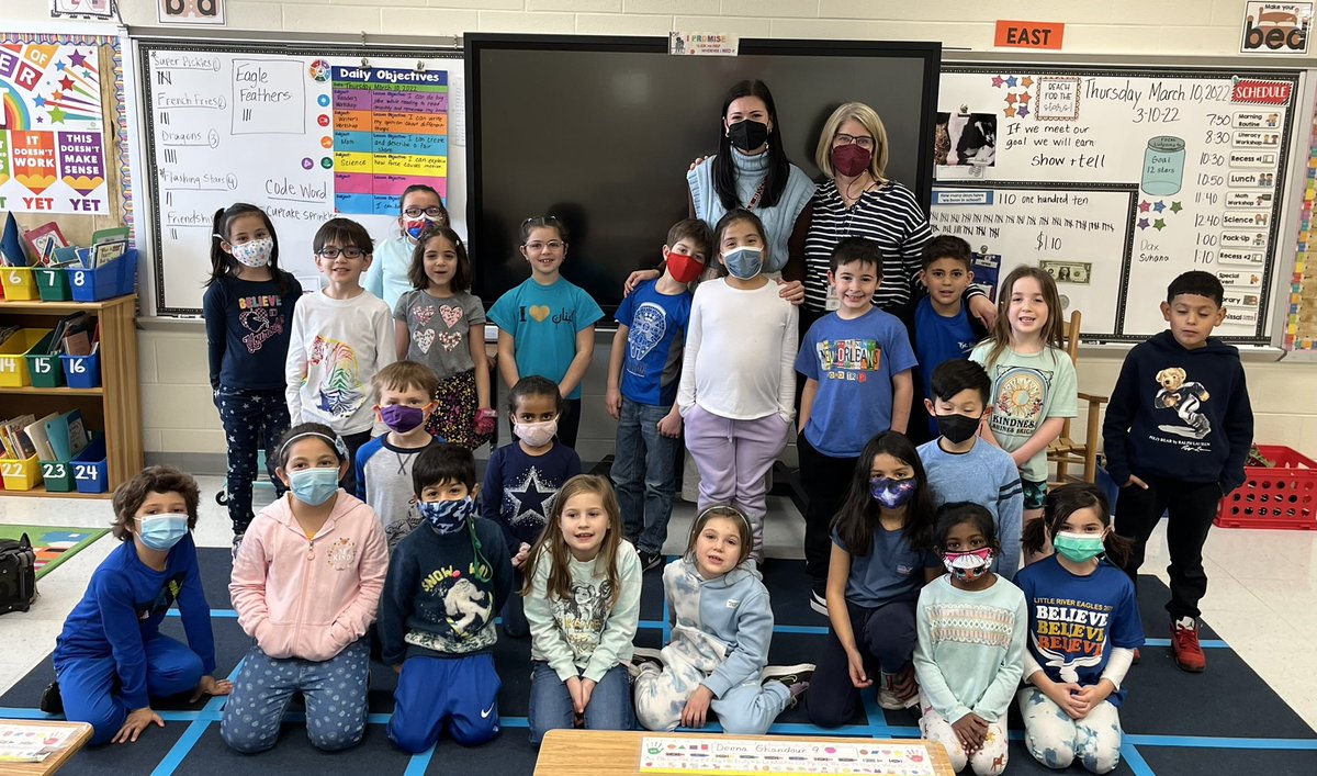 mssvafirst's tweet photo. Today we said goodbye to Miss Galpin, our student teacher from @JMUCoE. She is a @LittleRiverLCPS alumni and we were so glad to welcome her back to the nest. She taught me how to be a better teacher. Rm 21 will be a sad tomorrow. @courtcourttt279 #LRelem https://t.co/YyxPAmfIx8