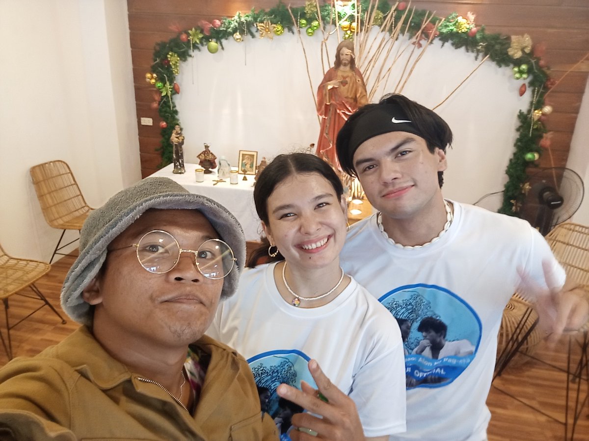 ComidaEdioma's tweet photo. FINALLY!!! I GOT YOU GUYS♥️🤗
Ms. @anjisalvacion  and Boss @nicomatugas 

#NicoJiFriendship https://t.co/eDLjIFUIzY