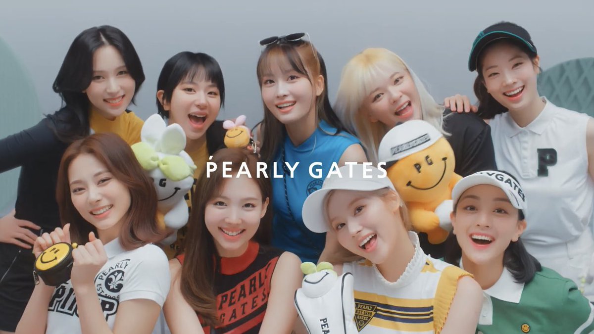 godtiermyoui's tweet photo. so so happy seeing all nine of them <3 https://t.co/3ZMVmt2X9q