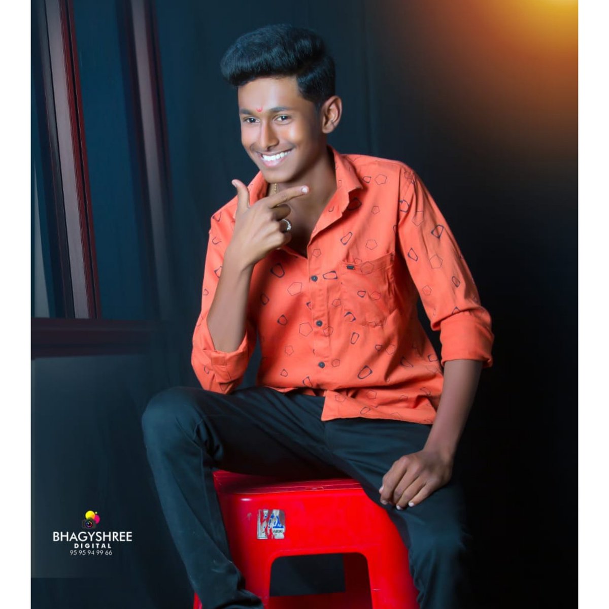 OMKARMOREPATIL2's tweet photo. #NewProfilePic https://t.co/DV9dUVoxle
