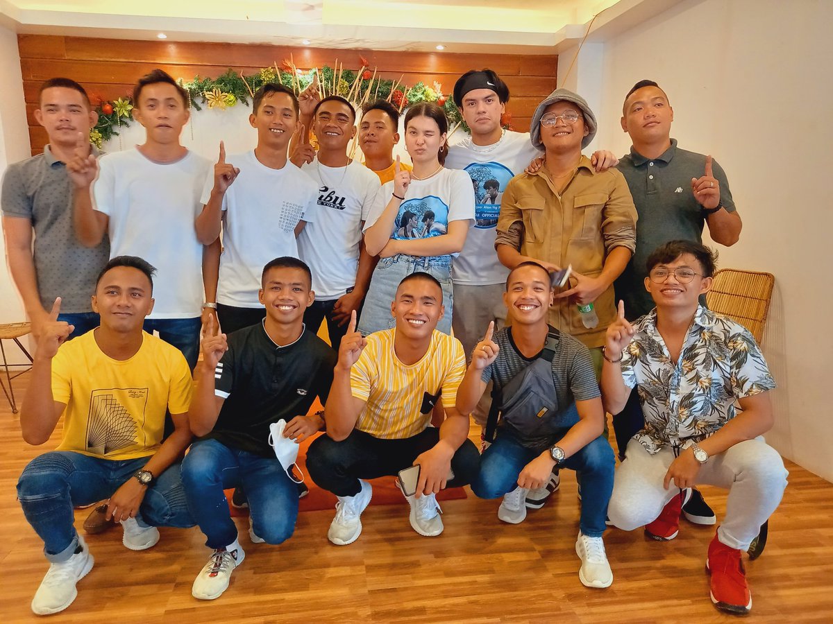 ComidaEdioma's tweet photo. D' ELITE STEP BUCK🔥 with Ms. @anjisalvacion and Boss @nicomatugas 

Welcome back to our home♥️🙏

#NicoJiFriendship https://t.co/pDTtPIYudr
