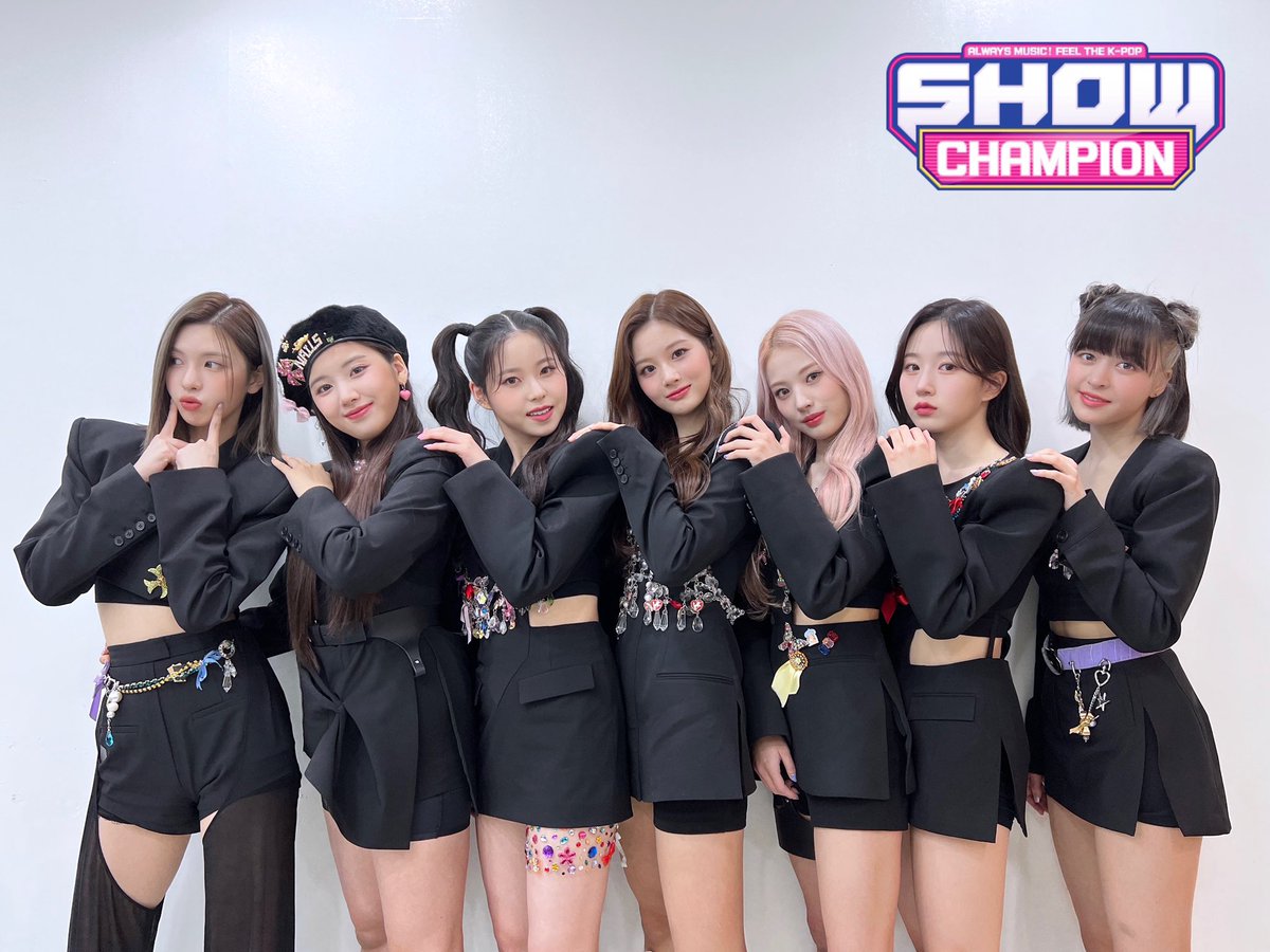 Nmixx o clock. Группа nmixx участницы имена. Nmixx o clock. Nmixx. Nmixx o clock.