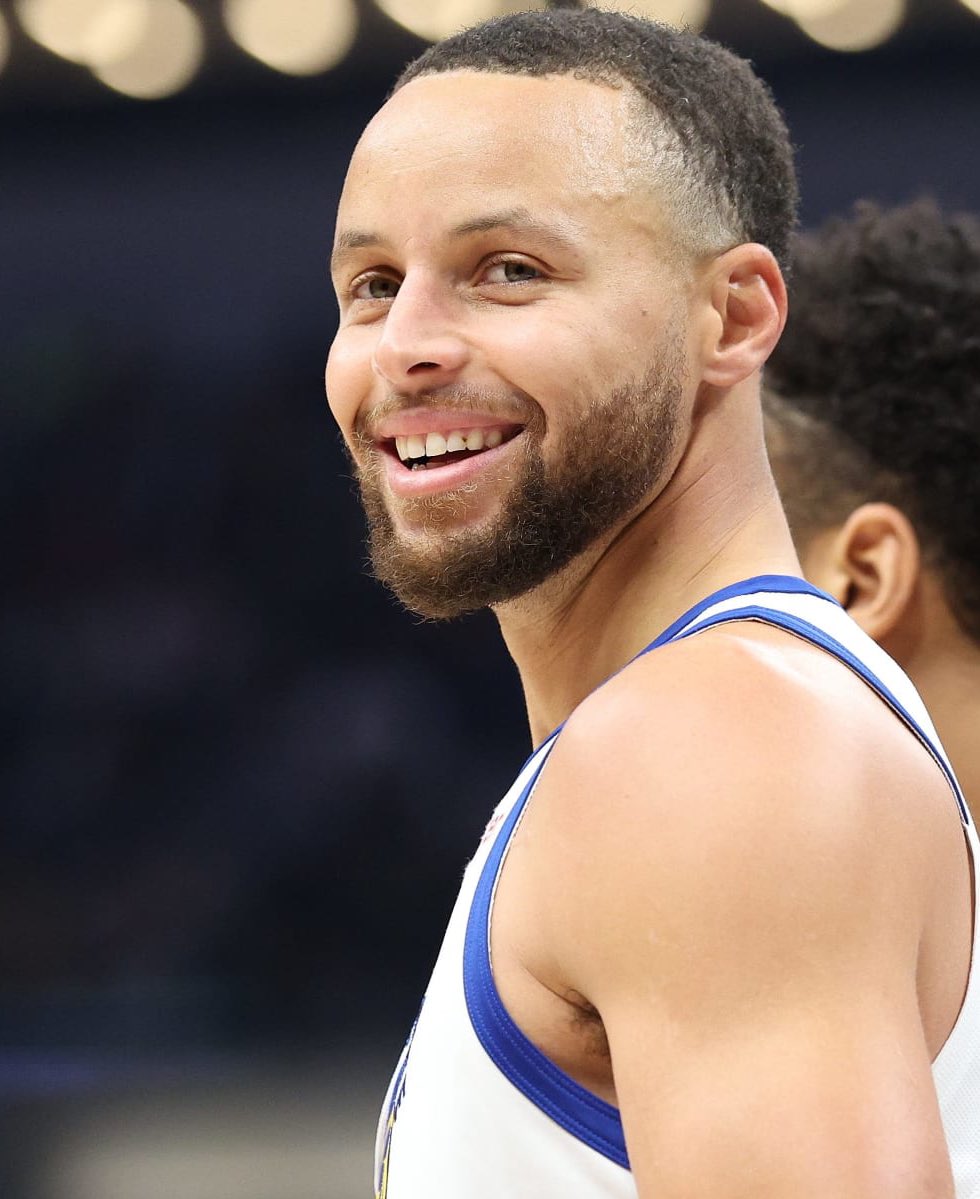 Steph Curry tonight:

34 Points
9 Rebounds
3 Assists
2 Steals
52% FG