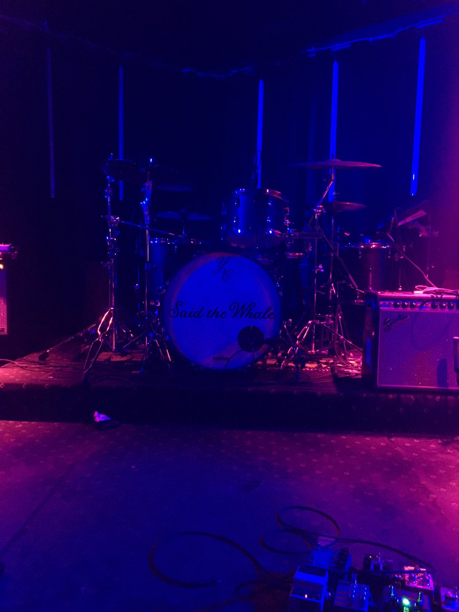 CdnRoswell's tweet photo. Waiting for @saidthewhale ! My very late or very early birthday gift. #xfiles reference. #mulderitsme https://t.co/bIz5QyxFjz