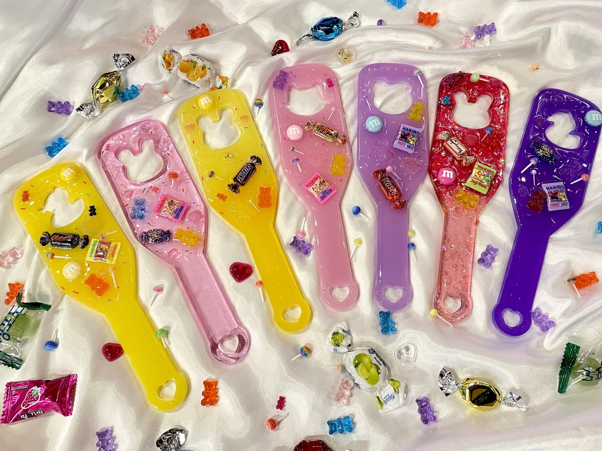 🍭 르에빗 리틀 사탕패들 🍬
- 먹지마세요~ 엉덩이에 양보하세요.

전부 다른 디자인으로 하나뿐인
유니크하고 귀여운 르에빗 사탕패들 ˚✧₊⁎ 

르에빗 오픈톡으로 문의주세요🤪🍭

❤ ｡⸝⸝♡( ⸝⸝·o·⸝⸝ )♡ ⸝⸝｡❤
이 글을 인용RT 하신 한분에게 
리틀 레진패들을 보내드려요♡♡♡