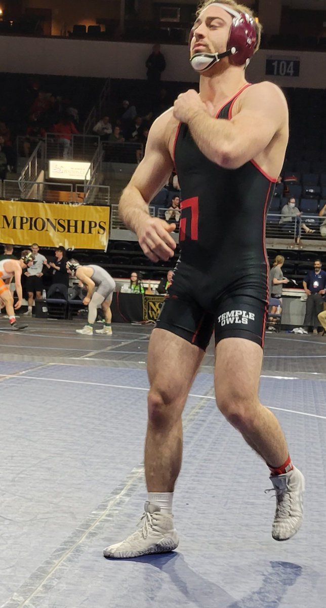 TempleWrestlin1's tweet photo. GRIGOL with another W, moving into tomorrow's quarterfinal round! #HoosNext!? https://t.co/8bXism7YdQ