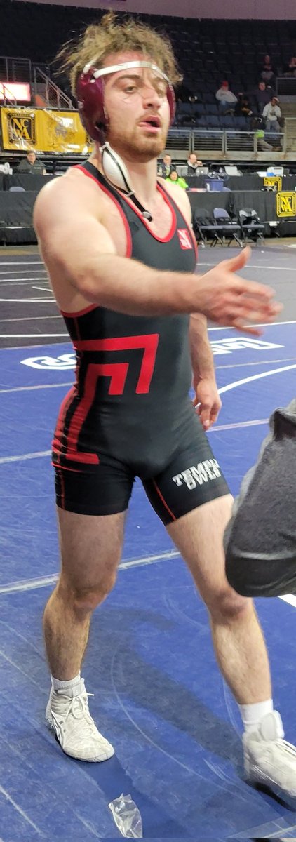 TempleWrestlin1's tweet photo. GRIGOL with another W, moving into tomorrow's quarterfinal round! #HoosNext!? https://t.co/8bXism7YdQ