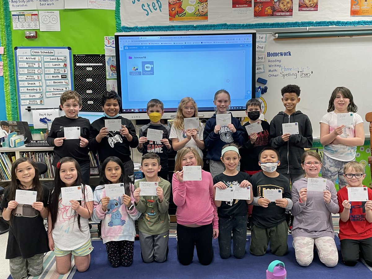 We’ve got mail! 📫. Excited to receive our pen pal letters from CA, thanks to the <a href="/WeAreTeachers/">We Are Teachers</a>  and <a href="/USPS/">U.S. Postal Service</a> Pen Pal Project. Look at these happy smiles to get REAL MAIL at school 😀.  3rd graders across the country have so many of the same interests as us! 💌<a href="/SASD_Franconia/">Franconia Elementary</a>