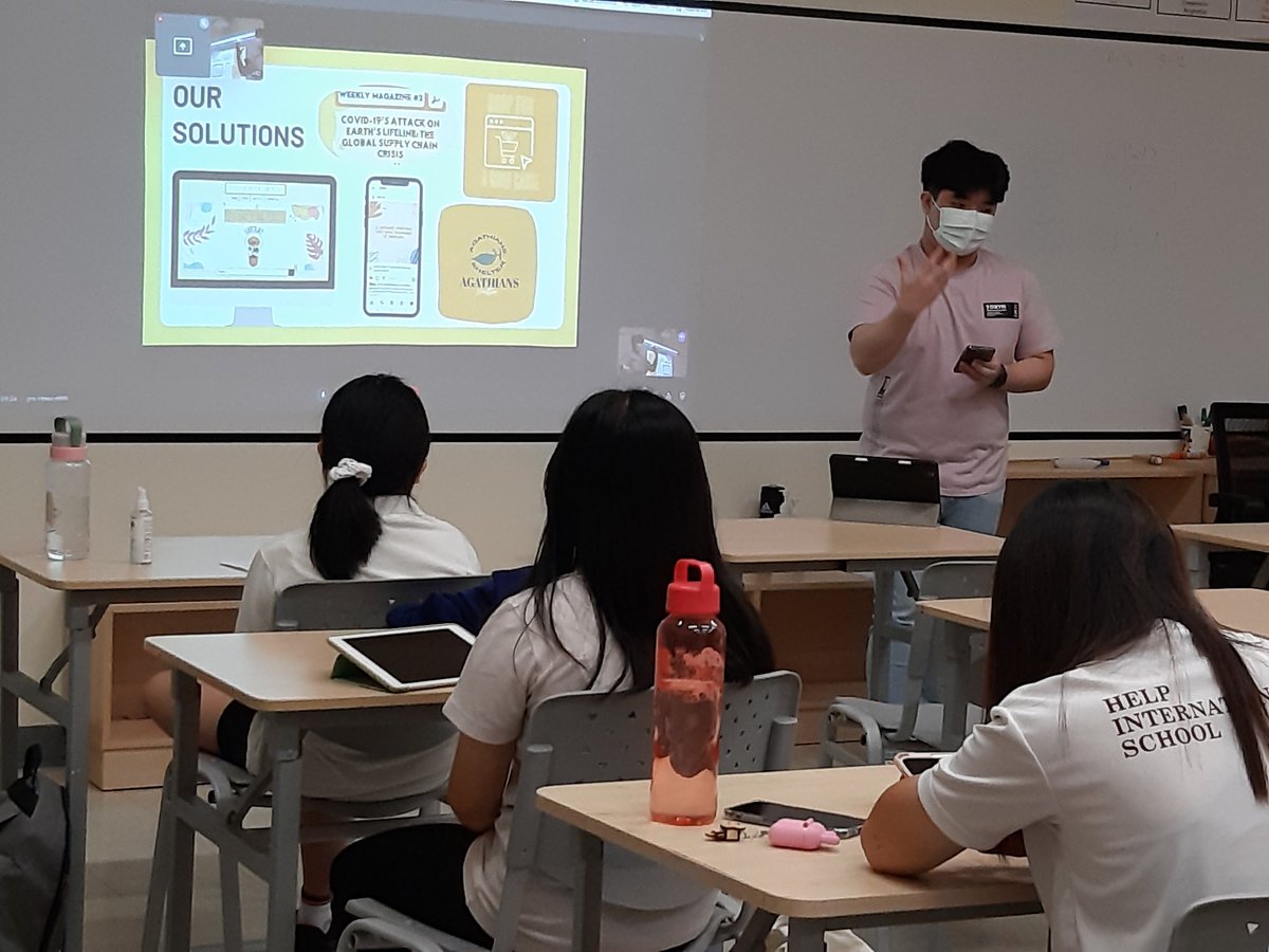 A Year 13 Project Purpose student Benjamin Tze is sharing his valuable enterprise experiences with the Year 10 Enterprise students. It adds value to their learning when they could relate what they have learnt in the classroom to Benjamin's real-life experiences. #HIS_learning