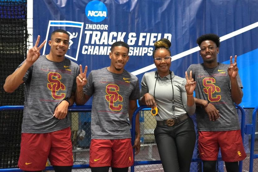 Carmelita Jeter (@carmelitajeter) on Twitter photo Fight On <a href="/USC_Track_Field/">USC Track & Field / XC</a> <a href="/USC_Track_Field/">USC Track & Field / XC</a> <a href="/NCAATrackField/">NCAA Track & Field</a> ✌🏾✌🏾✌🏾✌🏾 #CoachJet #ShieldOutFront 📸 Kirby Lee Fight On <a href="/USC_Track_Field/">USC Track & Field / XC</a> <a href="/USC_Track_Field/">USC Track & Field / XC</a> <a href="/NCAATrackField/">NCAA Track & Field</a> ✌🏾✌🏾✌🏾✌🏾 #CoachJet #ShieldOutFront 📸 Kirby Lee