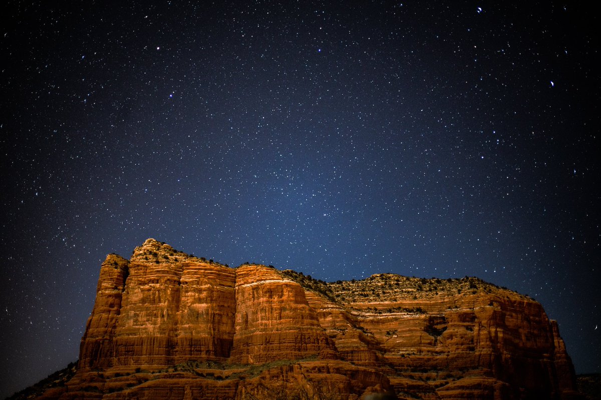 DougDeNoi's tweet photo. Prize for whoever guesses the exact amount of stars in this picture. https://t.co/oXM951im1I