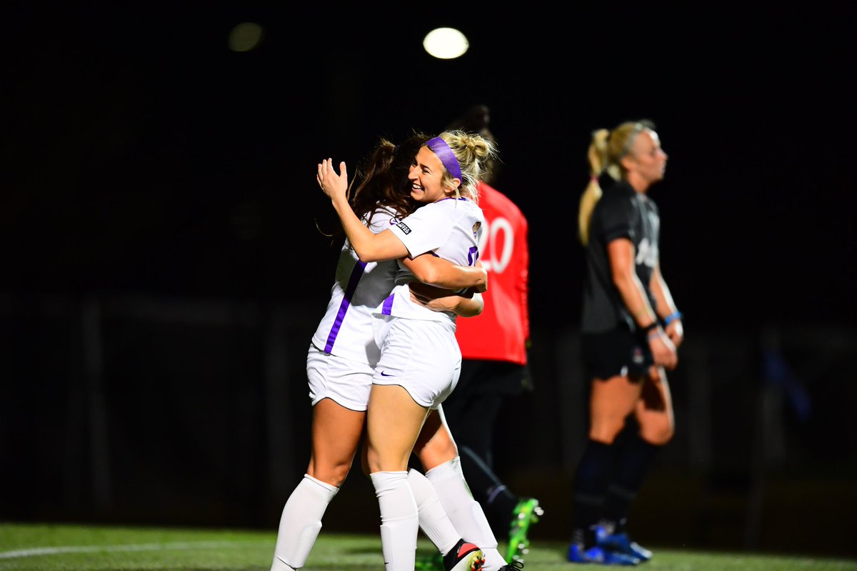 LSUSoccer's tweet photo. Brooke Cutura puts one in the back of the net for the Tigers! https://t.co/mCNxVOQQli