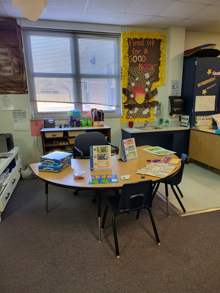 o_leesha's tweet photo. Thank you to everyone who took the time to visit our Open House this evening! @BluebonnetES @LewisvilleISD #ALSCan https://t.co/mb1gj9joBv