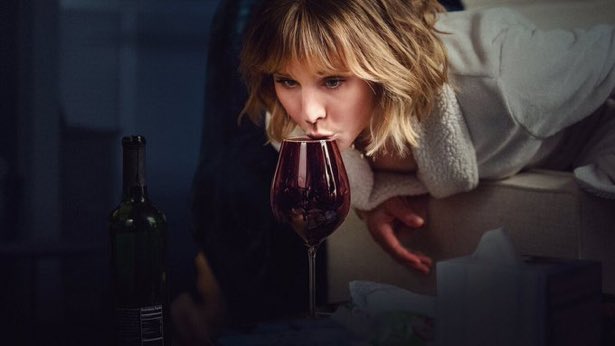 ocaioalecrim's tweet photo. Fiquei assistindo βA vizinha da mulher na janelaβ e me bateu aquela vontade de tomar um vinho. #TWITHATSFTGITW https://t.co/1236YTL26m