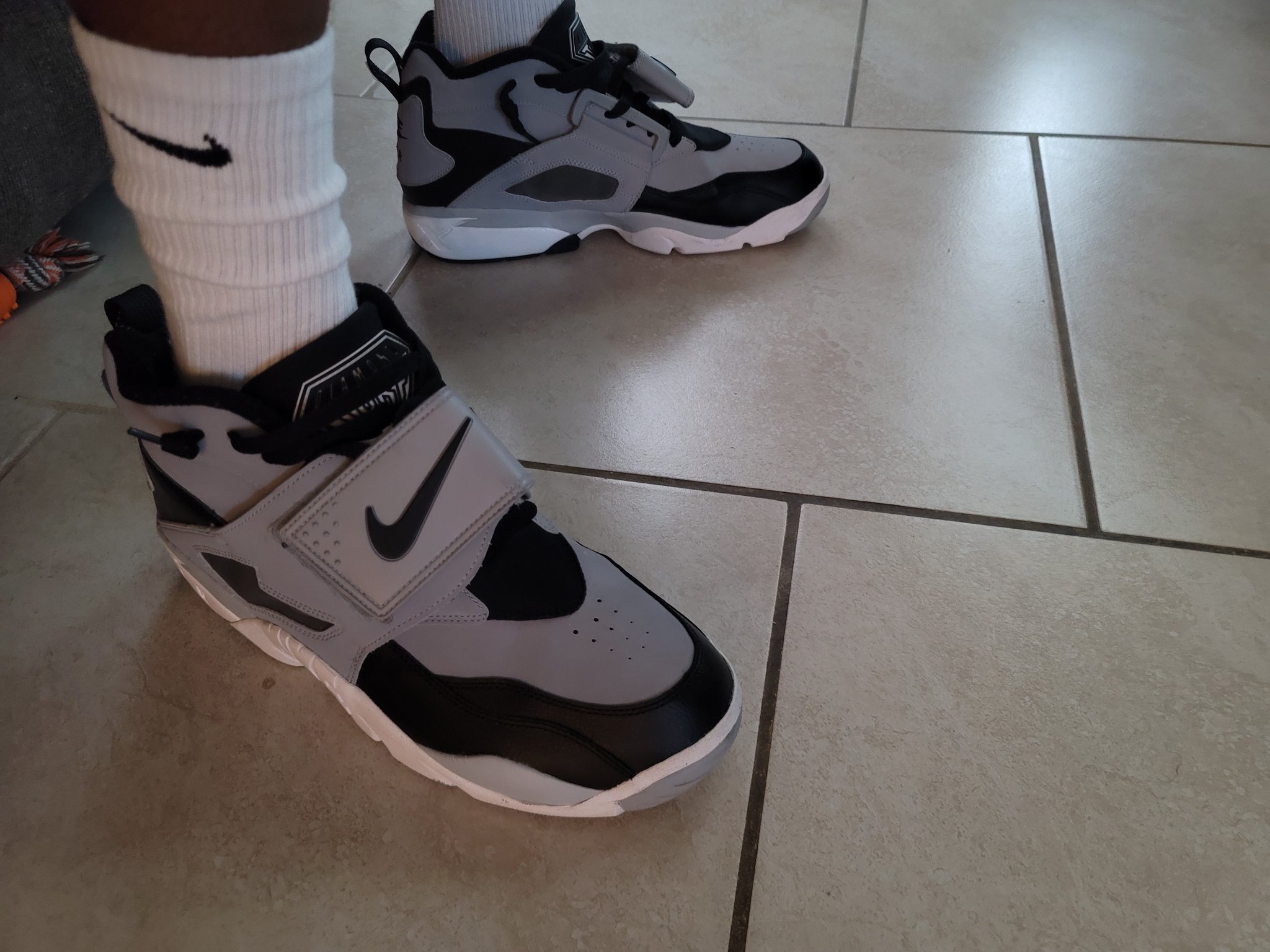 deion sanders shoes 1993