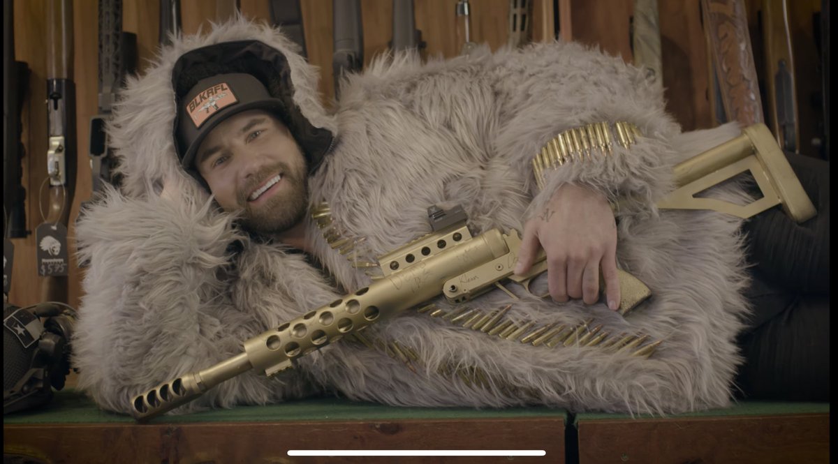 MatBest11x's tweet photo. New Music Video is live! https://t.co/QNKc25ToPs https://t.co/0trTcwyqqW