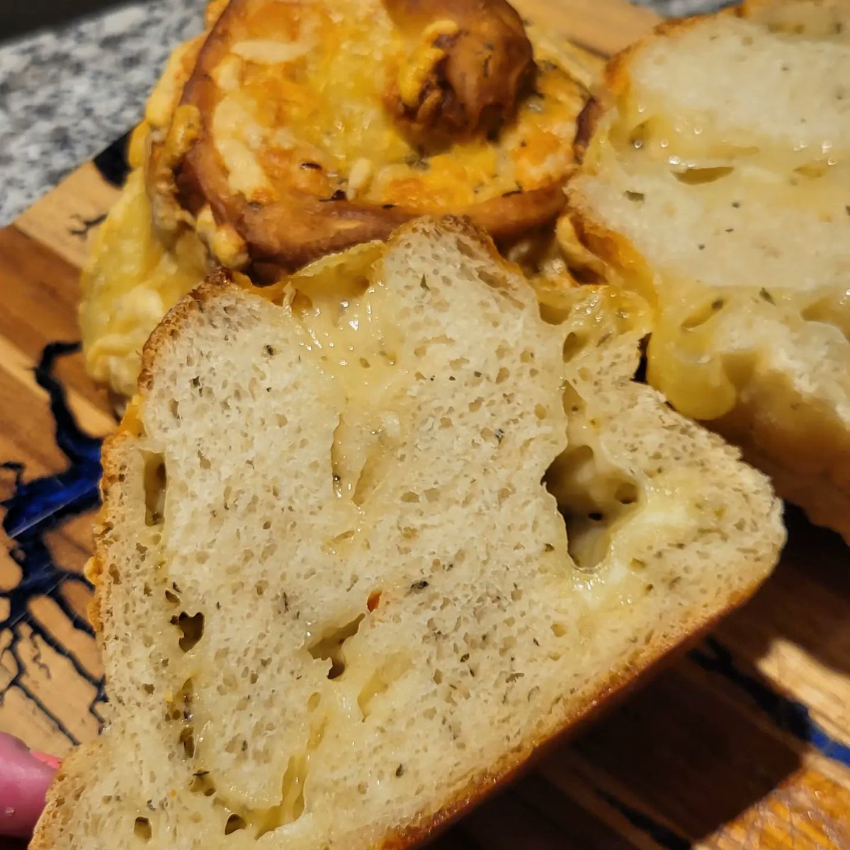 BbBroomfield's tweet photo. Next on the list of #ExtraordinaryBread is this batch of mini Gruyère-Stuffed Crusty Loaves!

The dough is flavored with Italian pizza spices, and we added Swiss in addition to Gruyère in ours!

Thanks @kingarthurflour for the recipe and bake series! https://t.co/yBVt55UJeA
