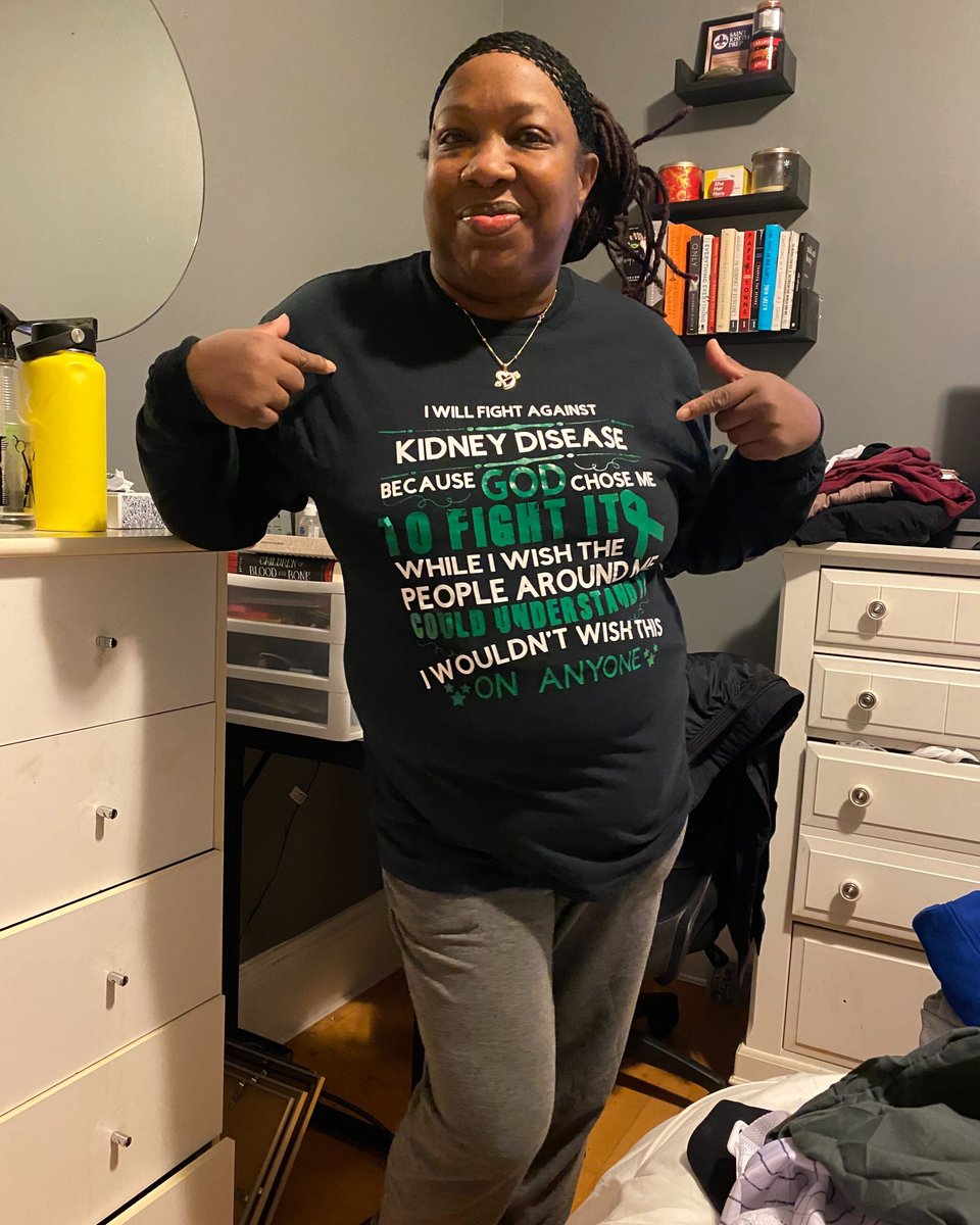 The_BMC's tweet photo. After nine years of overnight 🌃 dialysis three days a week, Sarah Ferdinand Houston was going to get a healthy kidney at BMC. She thanks Dr. Meade for her guidance throughout the process. Read her full story here: https://t.co/xjbBsKw1RU https://t.co/ouaLlaxeR2