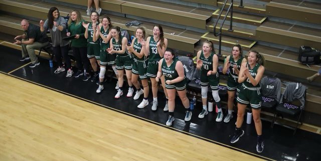 CoachMullinax_'s tweet photo. Every year these kids change my life for the better and I’m so thankful I get to be their coach. It’s not work when you love what you’re doing. Until next season ✌🏼 https://t.co/Ma8kwD39VX