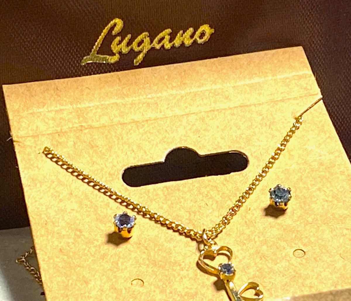 jmabtreasures's tweet photo. Excited to share the latest addition to my #etsy shop: Vintage Lugano gold double plated chain with small key pendant and blue stud earrings set https://t.co/M1Ft13VyU8 #blue #keyslocks #gold #topaz #women #artdeco #key #chain #necklace https://t.co/Cc2btYHzKo
