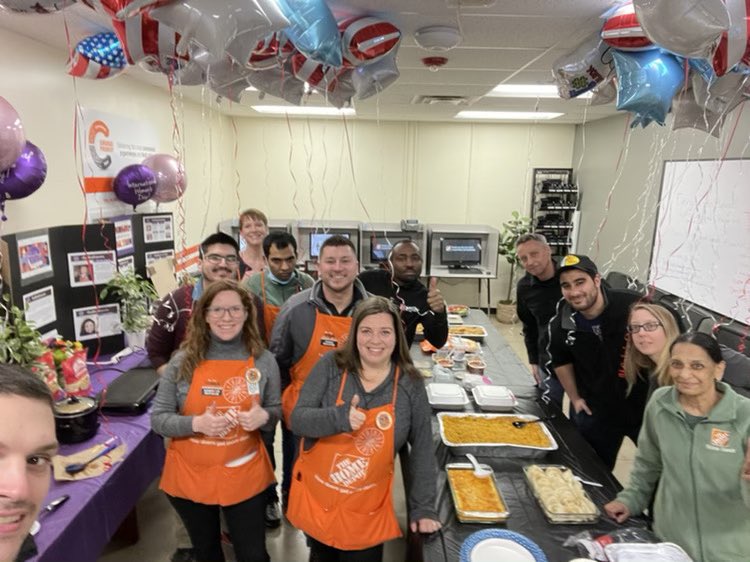 Christina tweet media