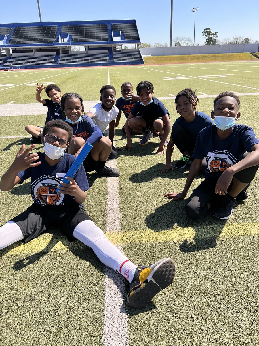 lockhartES's tweet photo. We are proud of our student athletes! 💙🧡 #wildaboutLockhart #LockhartStrong https://t.co/WKlTq4Ji3y