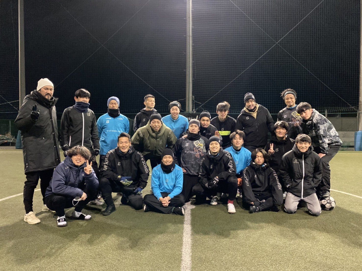 フュンフバインフットサルクラブ フュンフバイン フットサルクラブ (@funfbein_fbc) • Instagram