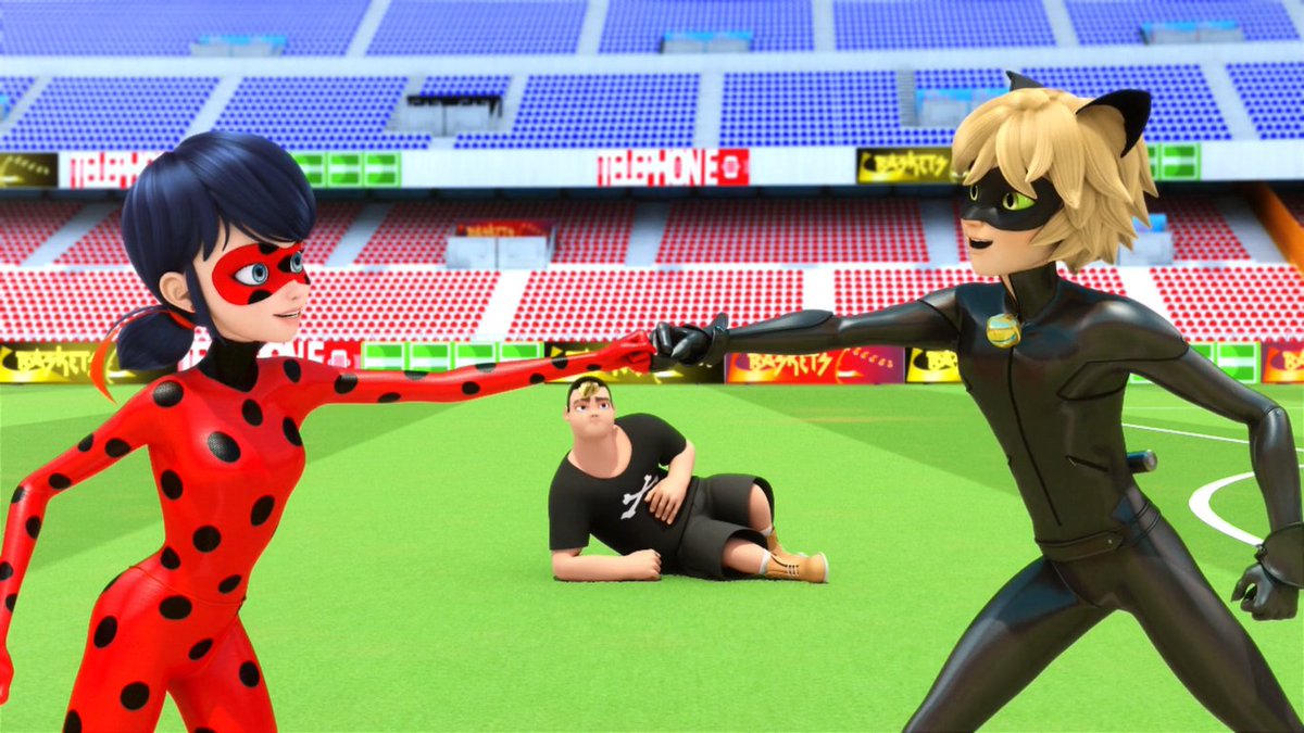 panki_bug25's tweet photo. this ending of season 4 looks like a reboot of the story for ladybug &amp; chat noir, because at the end...

"IT'S US AGAINST THE WORLD, AS ALWAYS"

#MLBS4Spoilers #MiraculousSeason4Finale #Ladynoir https://t.co/Eoi4Yx1QMY