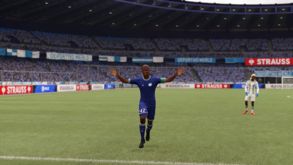 Sonríe la caprichosa 💙💚