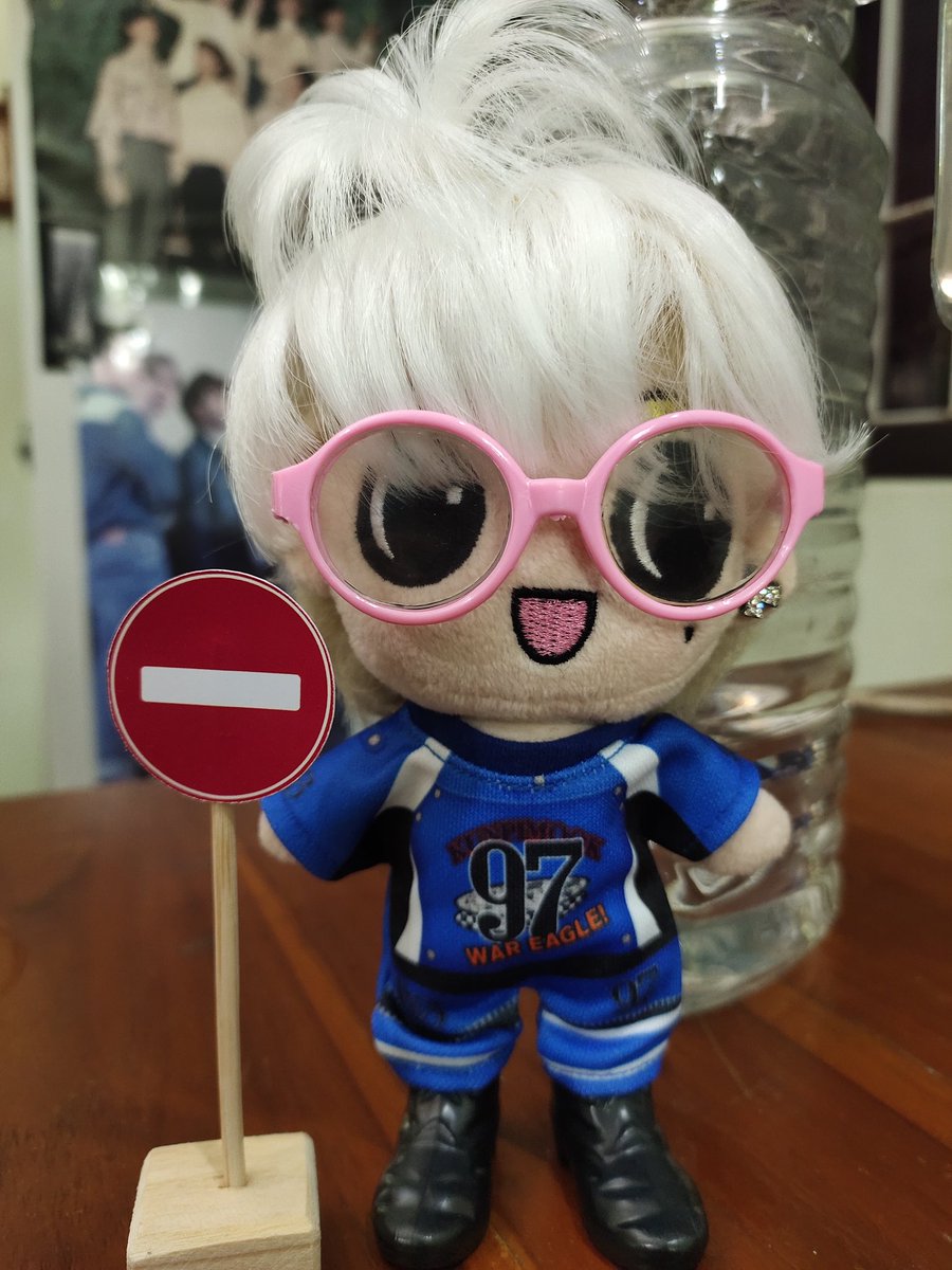 sYPOW6u's tweet photo. ได้ของแล้วค่า น้องพร้อมไปแอลเอ
#ReviewChuckybbShop
#BamBam1A https://t.co/NsJ2w7Jl87
