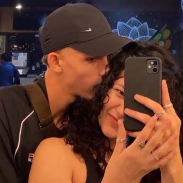 mxpict's tweet image. como pude me apaixonar tanto assim