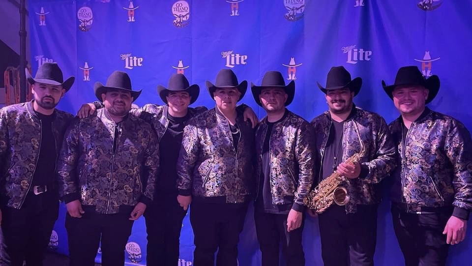 The TEAM #Rebeleon 🦁