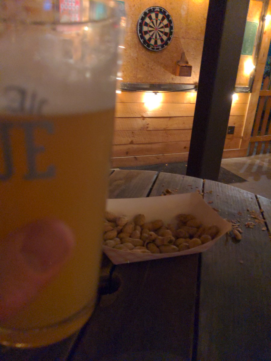 BuckStarrr's tweet image. Fiddlehead draft and darts.  #datenight #johnvalby #outside