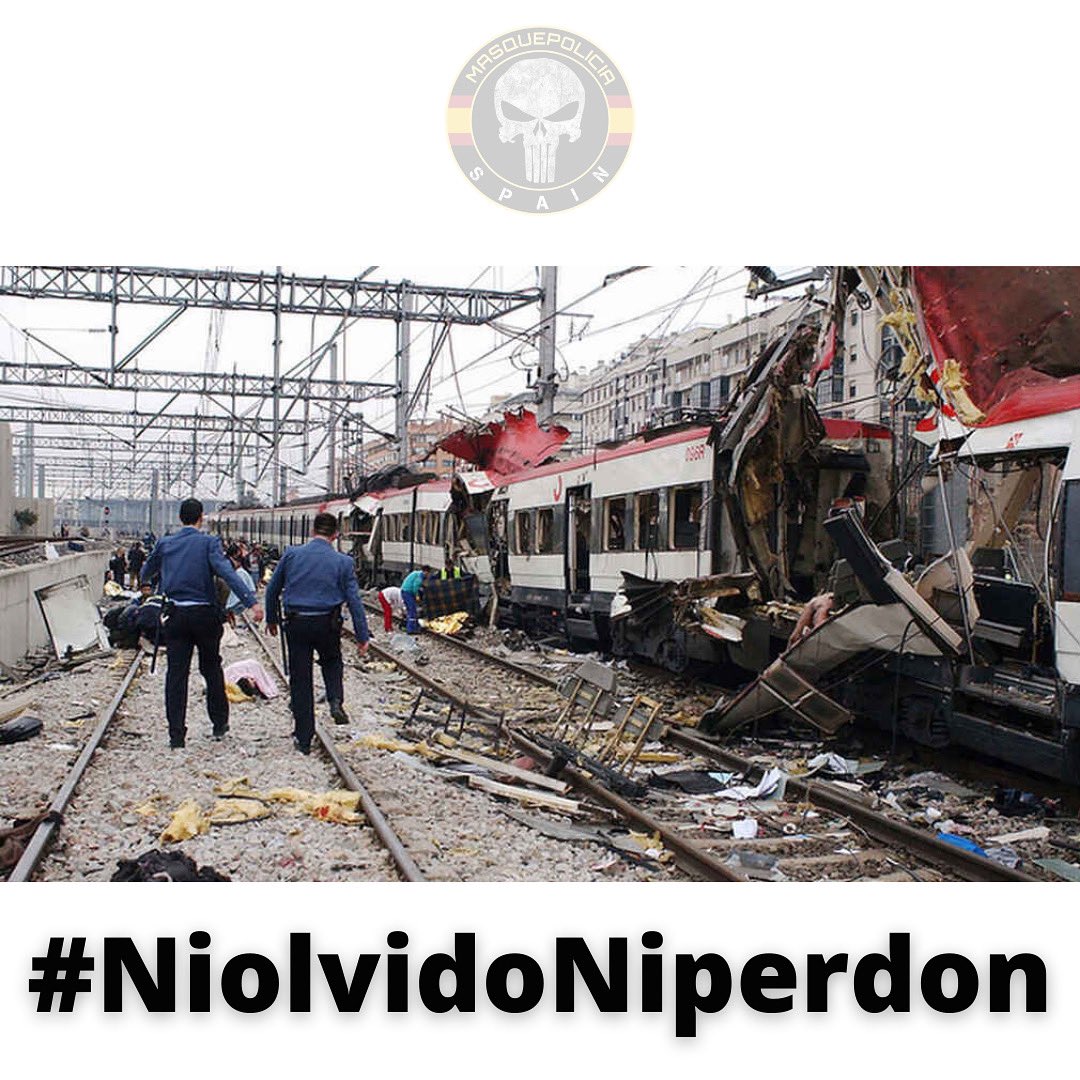 masquepolicia's tweet photo. ⚫️ Hoy se cumplen 18 años del #11M

Murieron 193 personas y 1.758 resultaron heridas.

Nuestro recuerdo a las víctimas del mayor atentado de nuestra historia y reconocimiento a todos los agentes de policia, sanitarios y bomberos que trabajaron ese maldito día. https://t.co/bhLfr0SdHt