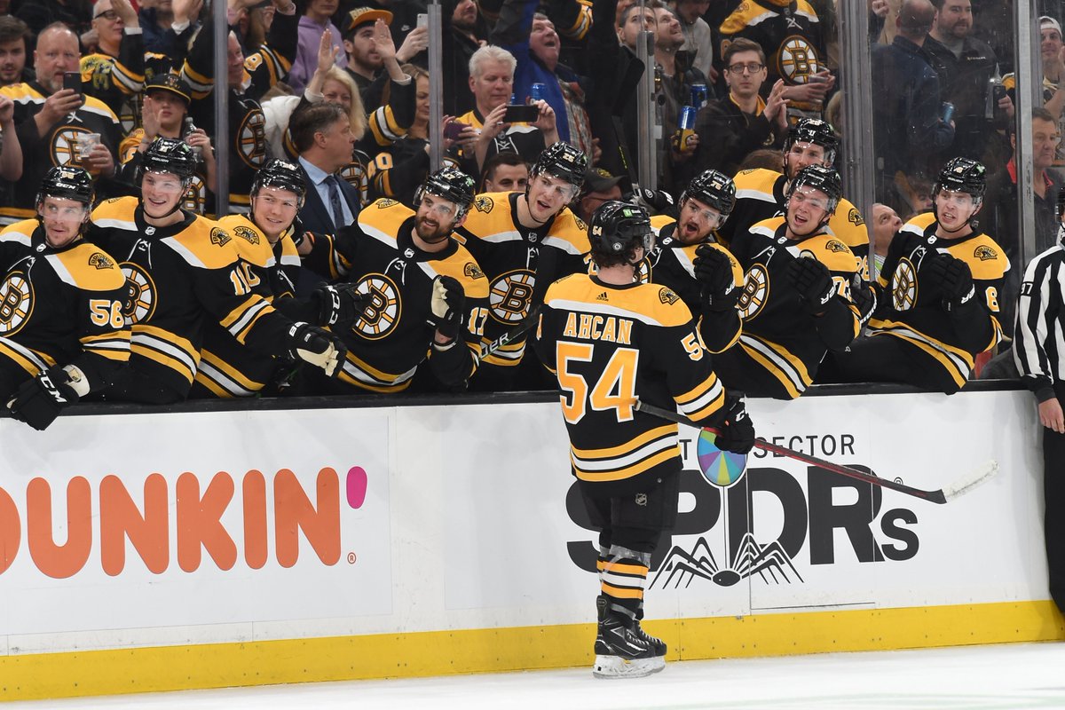 x - Boston Bruins tweet media