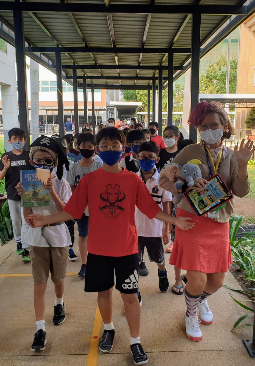 fordlizj's tweet photo. Everybody loves the annual character parade! Things feel as if they are returning to normal @ISPPCambodia
#ISPPreads #BookWeek @szyberger @BonnieJensen4 @SRoedemeier https://t.co/4w6rSliatK