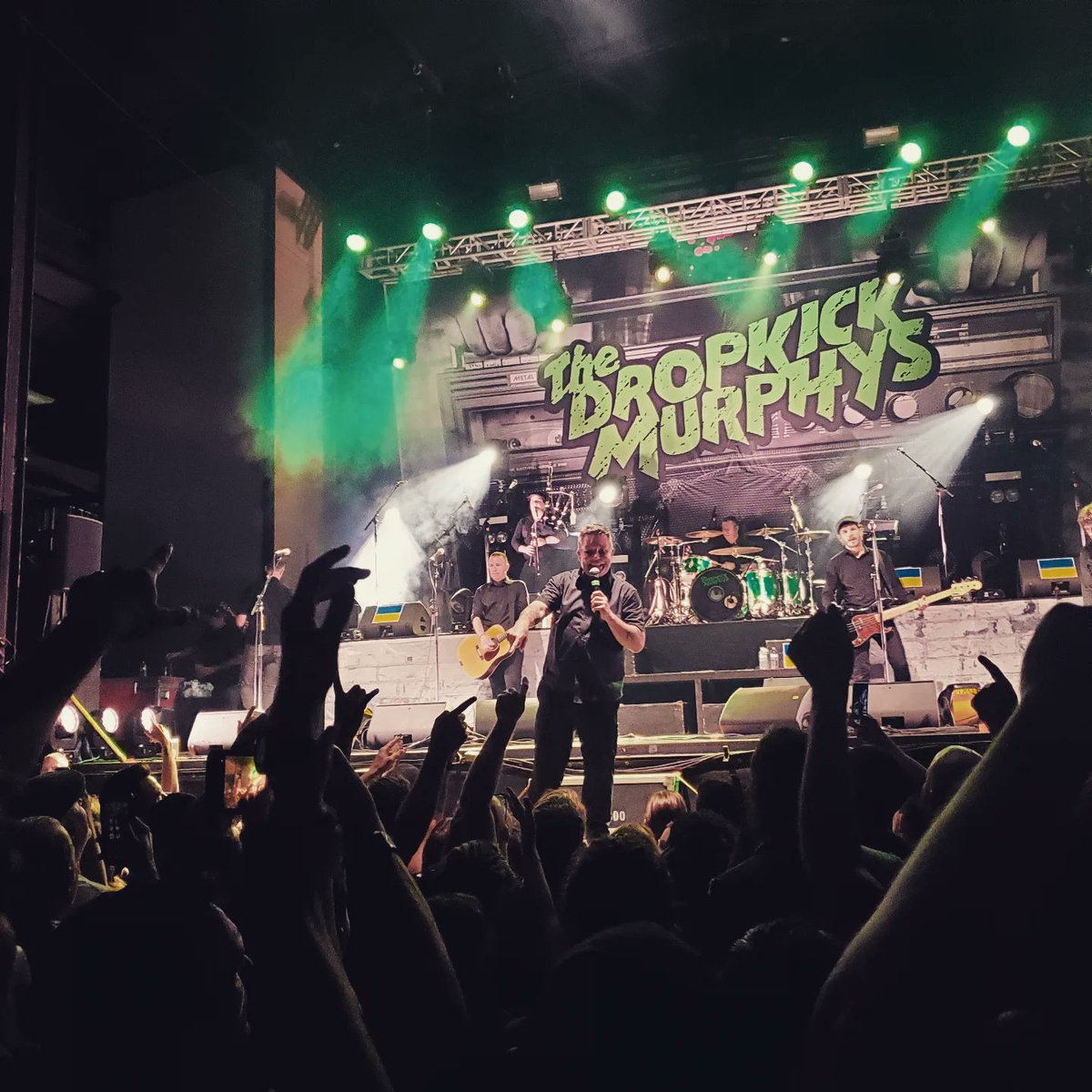 ֆ𝔭𝔢𝔴 tweet media