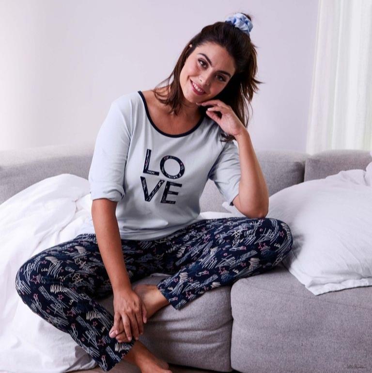 ullapopken-moscow.ru/catalog/zhensk…

LOVE 💜 Теперь уютнее в нашей милой пижаме. Свободный крой и 100% хлопок придают максимум приятных ощущений. Мило и уютно, нам нравится! А вам?

📍 Пижама: арт. 803080132

ullapopken-moscow.ru/catalog/zhensk…

#ullapopken_домашняяодежда #домашняяодежда #одеждабольш...