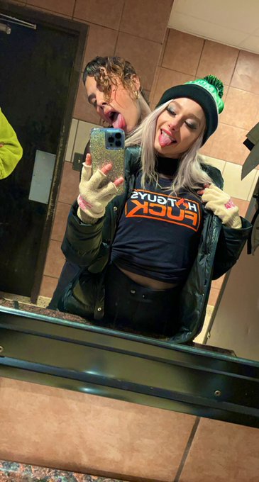 @HotGuysFuck thanks for the tshirt😜🔥😜 https://t.co/ct20w9nGec<a class="tags" href="/tag/hotguysfuck">@hotguysfuck</a><a href="/tag/newprofilepic"class="tags"><span>#newprofilepic</span></a>