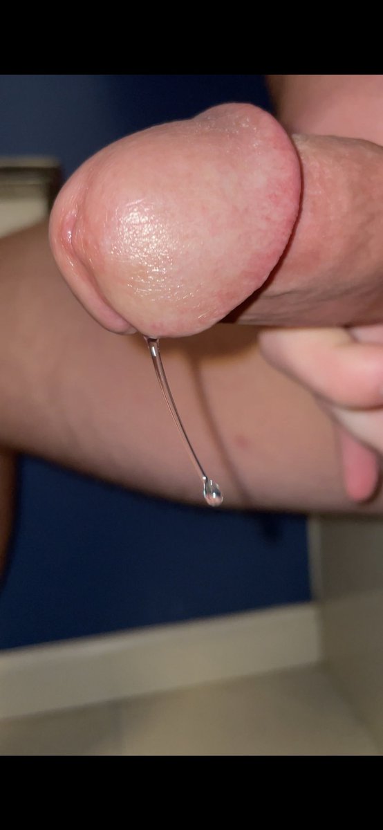 Dickn_balls19's tweet photo. Drip 💧 #nsfwtwt #cum #precum #justthetip #nsfw https://t.co/s0umgQ93qD