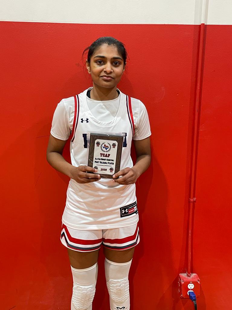 advika_s5's tweet photo. TCAF All Star MVP https://t.co/Au0o05RAEf