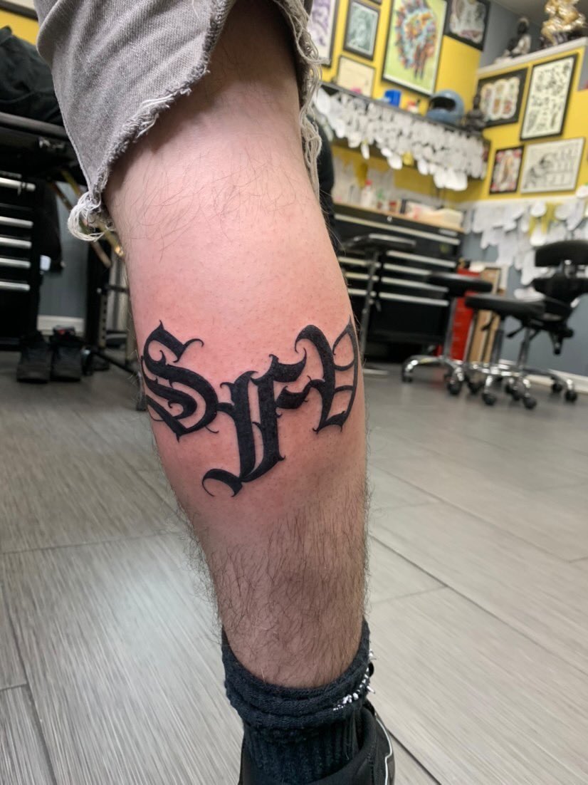 IG22_Era's tweet photo. New ink #tattoo #sfv https://t.co/XsAKsAgsZ0
