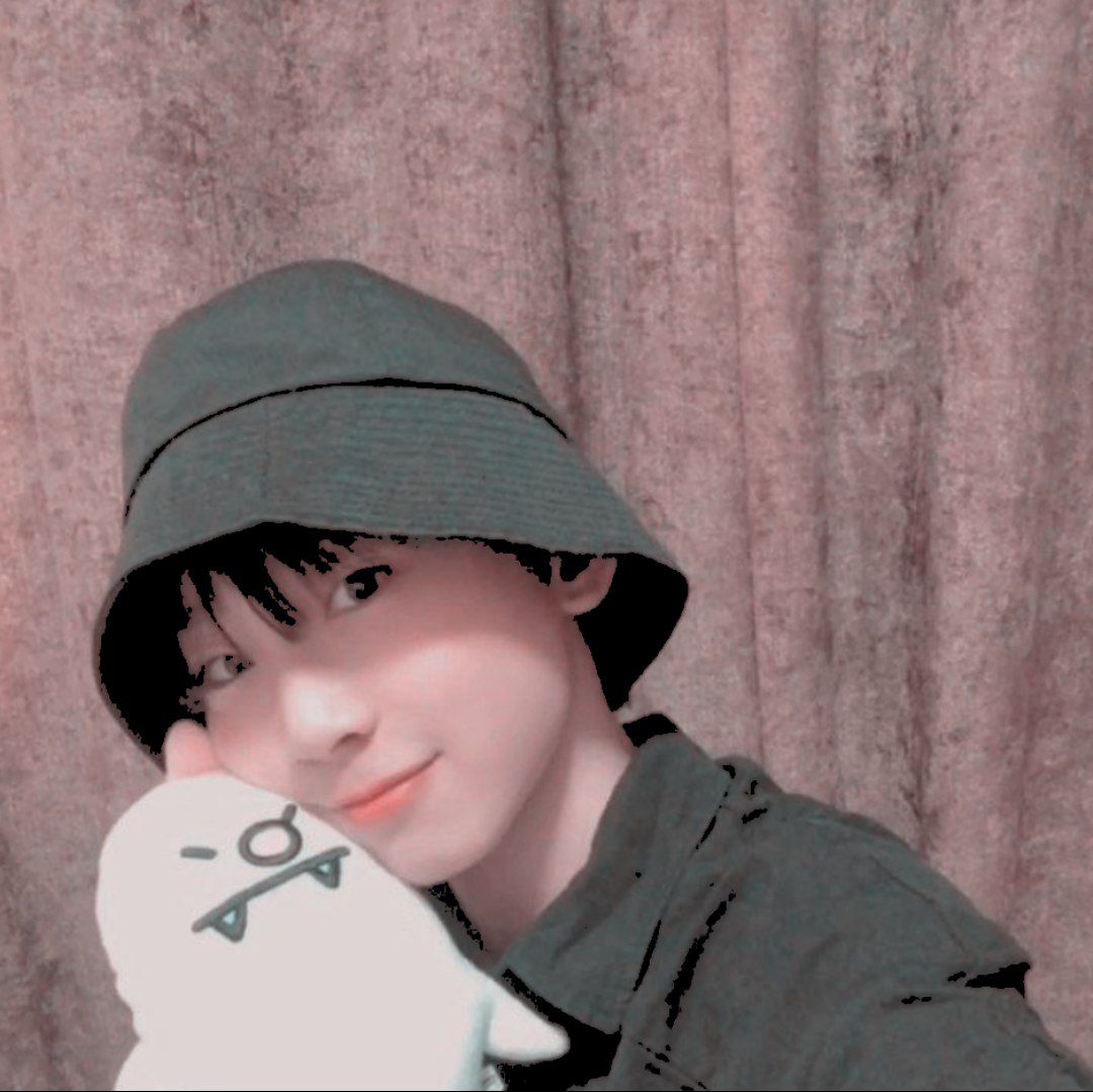 ZeRuiGallery's tweet photo. Why is #YuZeyu so cuteeeee??????????

#Zeyu #BOYSTORY #BOYSTORYedit #edit
#psd
#cute https://t.co/EsE5ymN1DF