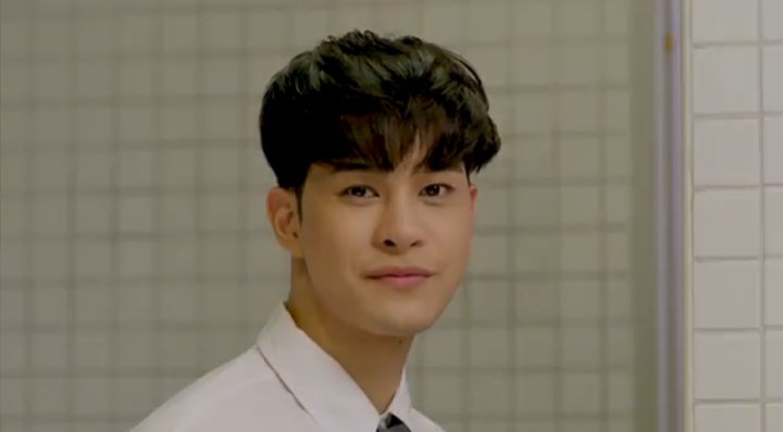 may_jarinporn's tweet photo. คิ้ว ตา หู จมูก ปาก แก้ม ทรงผม ดีหมดเลย พอมารวมกันแล้วมันเป็นน่ารัก น่าถนุถนอม 💙🐒  
#TTWEteaser
#Artpakpoom https://t.co/wGOGyIsXxc