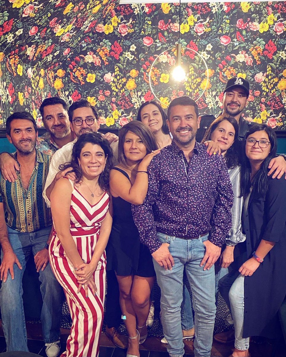 Bienvenidos 40 🎉🎊🎈🎁
¡Gracias amigos por la celebración! Los adoro ❤️