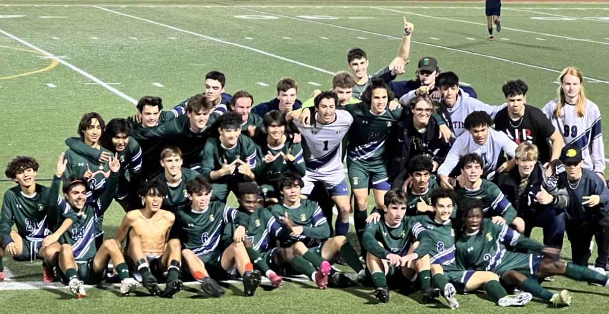 mavsoccer's tweet photo. MAV MAGIC IN FULL EFFECT!!! Getting the important DUB over a talented Round Rock team 2-1!!

Goals
Jaime “Magicman” Barron
Joshy “123” Trujillo 

Saves
Ben Gonzalez- 4
Will Croxton -3

La Murga de Austin brought the energy! @FlxAtx @LethalSoccer @LaMurgaATX @ThomasJonesAAS https://t.co/sUWDg3gDuJ