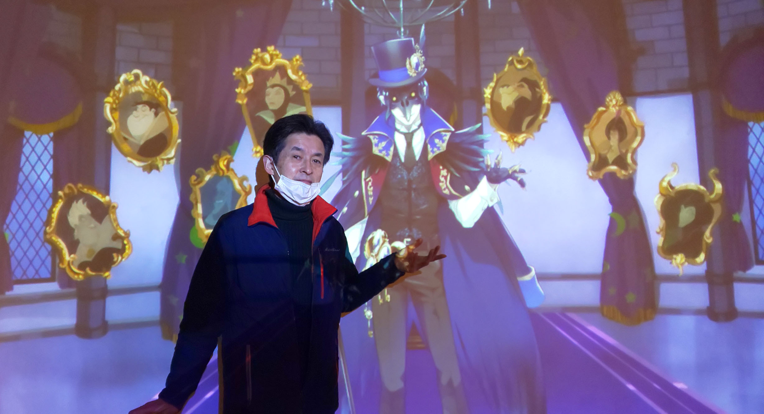 劇団昴マネージメント部 お邪魔しますよ 宮本充がツイステ展にお邪魔してきました ゲストの皆さんを迎える学園長と並んでみました マスクは撮影時のみ外してます ツイステ ツイステ展 T Co Ezd4effhym Twitter